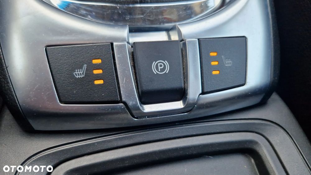 Opel Antara - 15