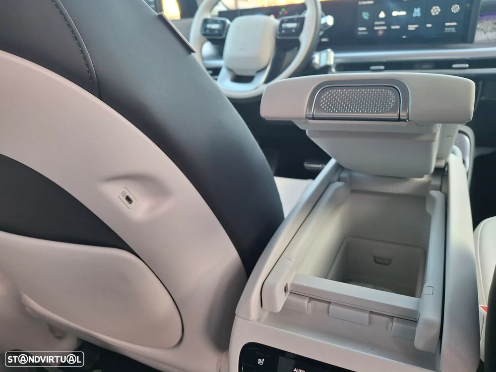 Hyundai Ioniq 9 110.3 kWh Calligraphy - 50