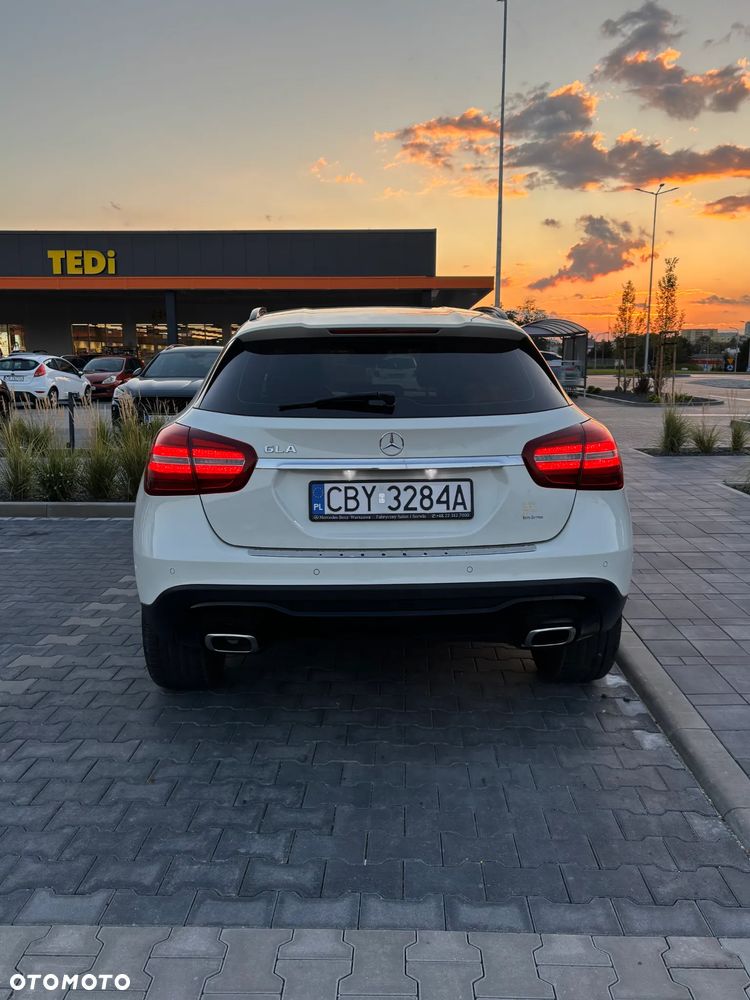 Mercedes-Benz GLA - 6