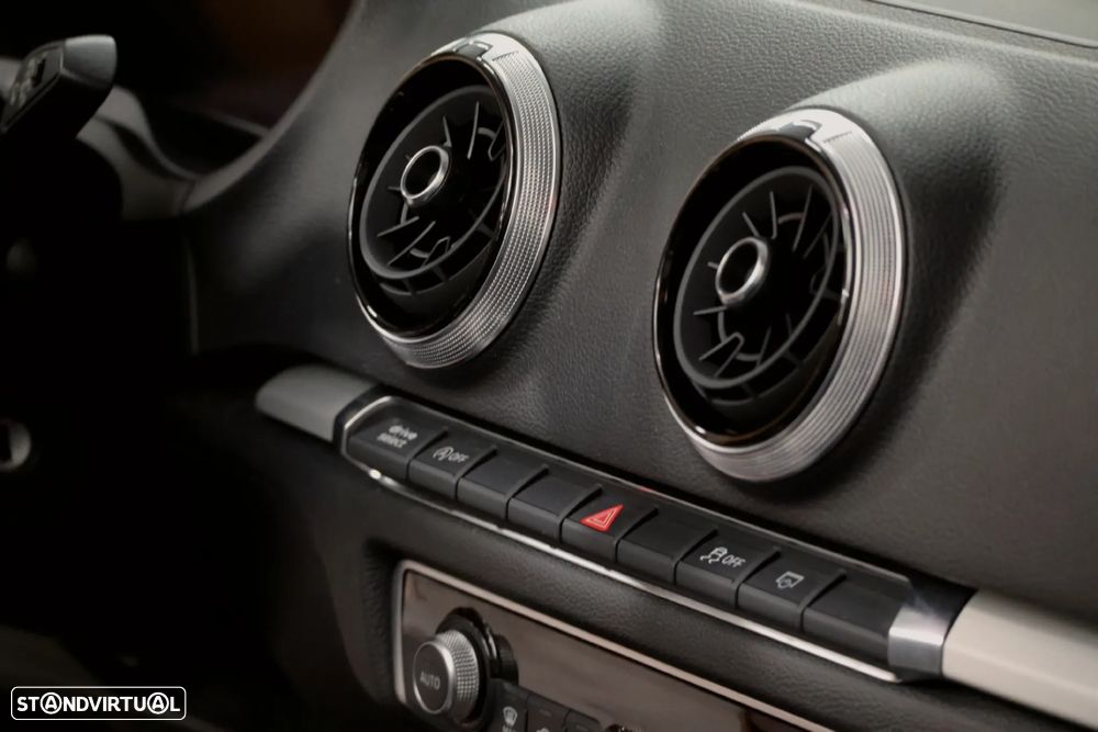 Audi A3 Limousine 30 TFSI S-line - 9