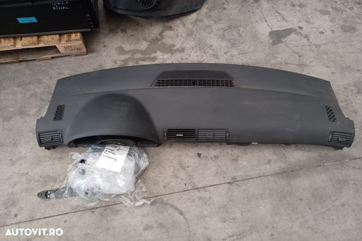 KIT PLANSA BORD AUDI A4 B6/A7  3/4 SPITE, NEGRU, GRI, Audi A4 B6  [din 2000 pana  2005] seria - 6