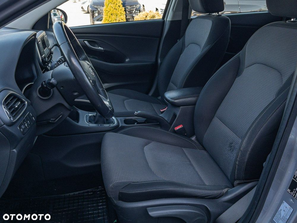Hyundai i30 1.5 DPI Modern - 20