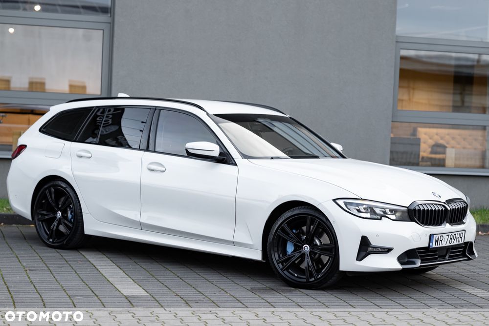 BMW Seria 3 330d xDrive - 3