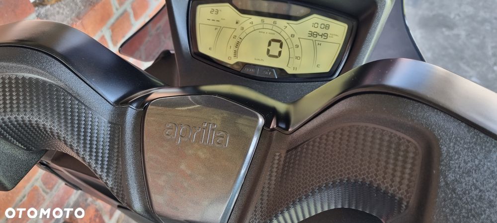 Aprilia SX - 6