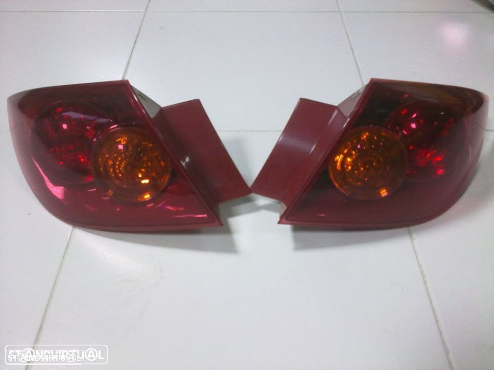 Farolins Mazda 3 2004 - 1