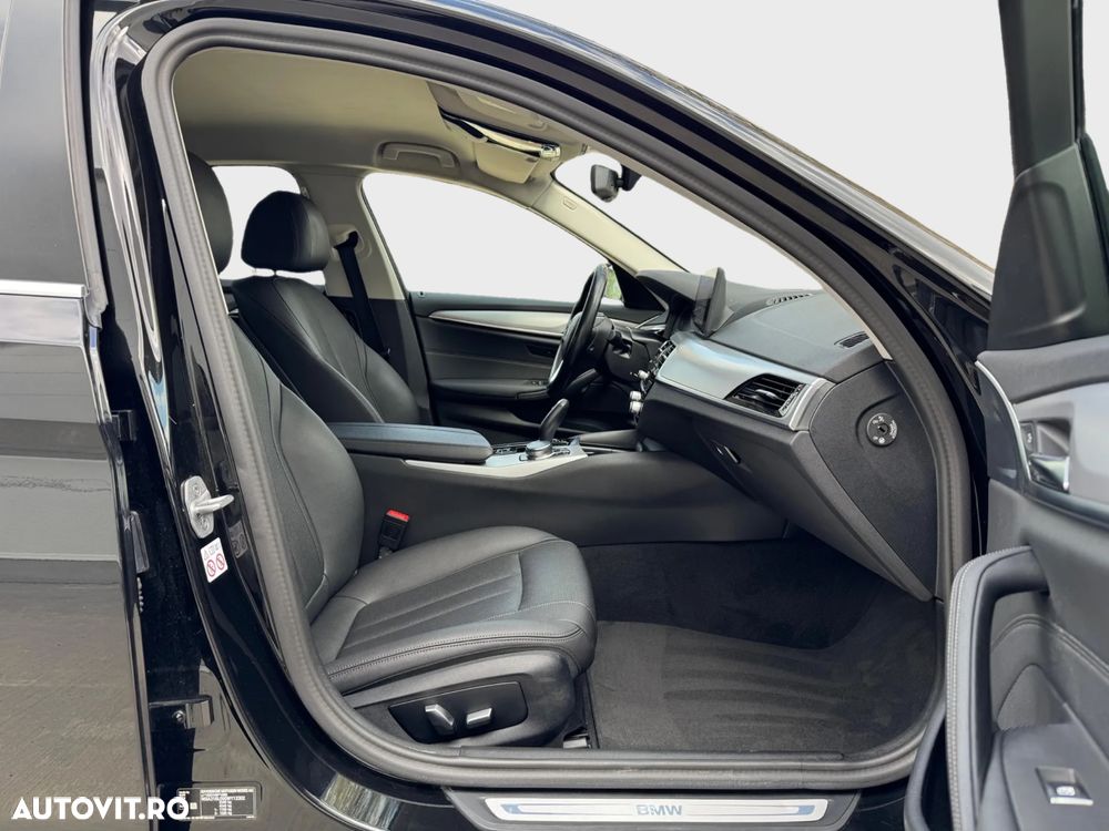 BMW Seria 5 520d AT MHEV - 8