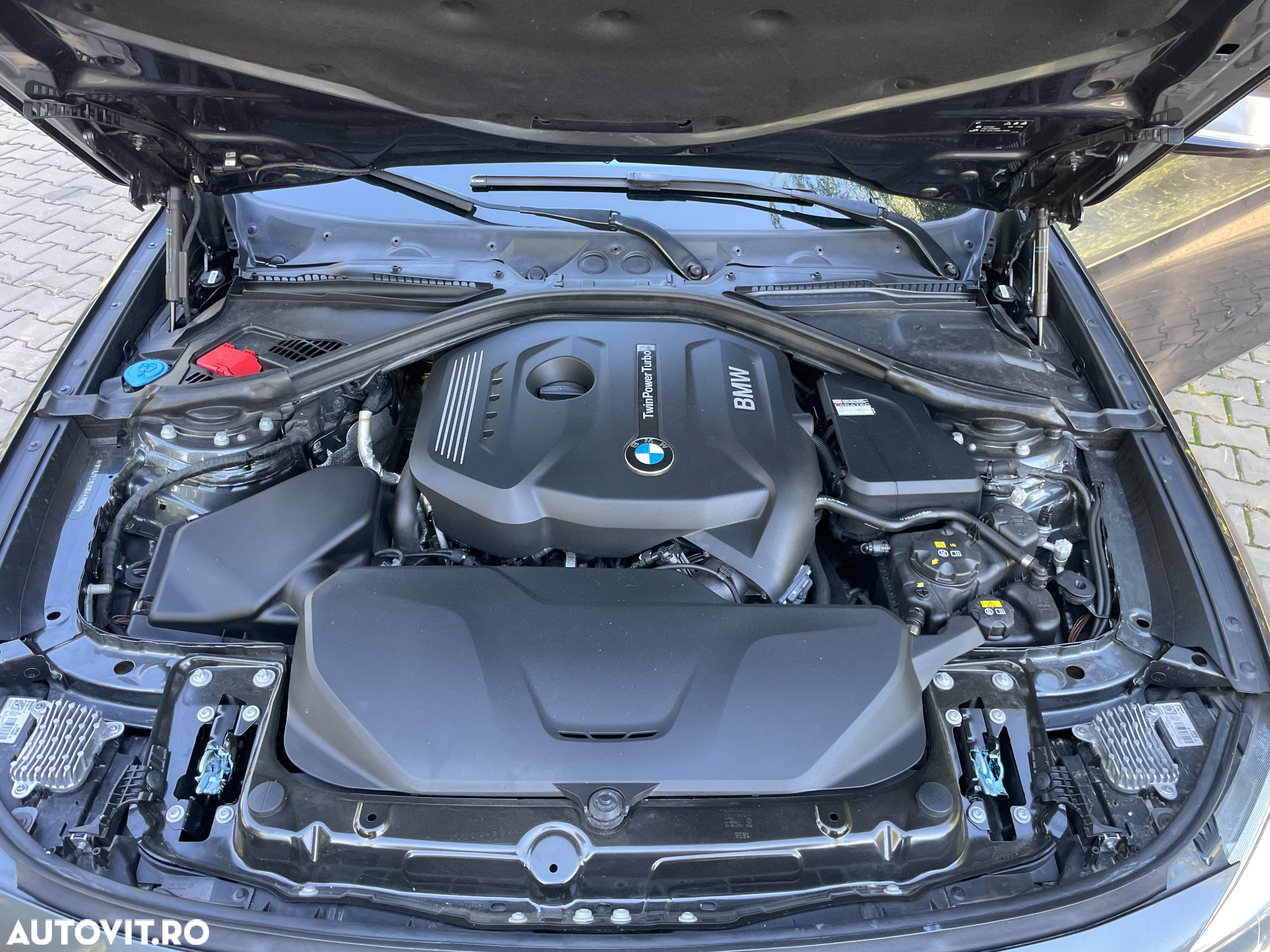 BMW Seria 3 320i GT Aut. M Sport - 29