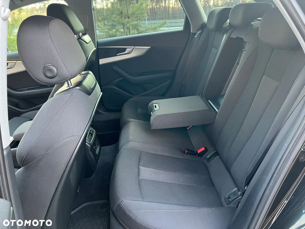 Audi A4 Avant 35 TDI Sport S tronic - 18