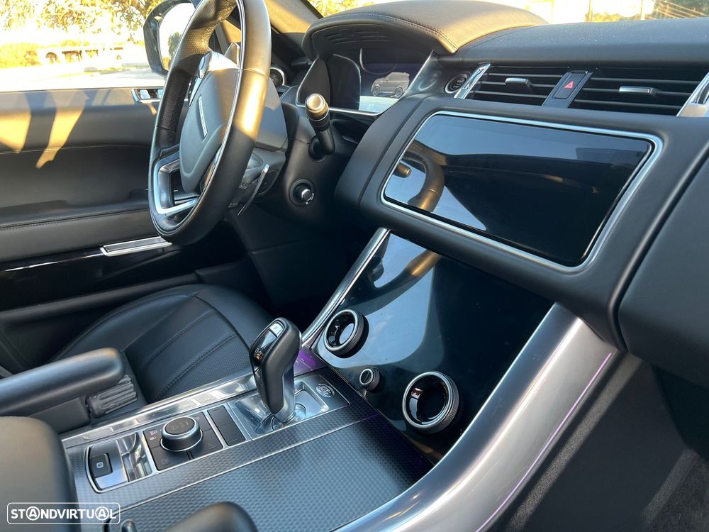Land Rover Range Rover Sport - 12
