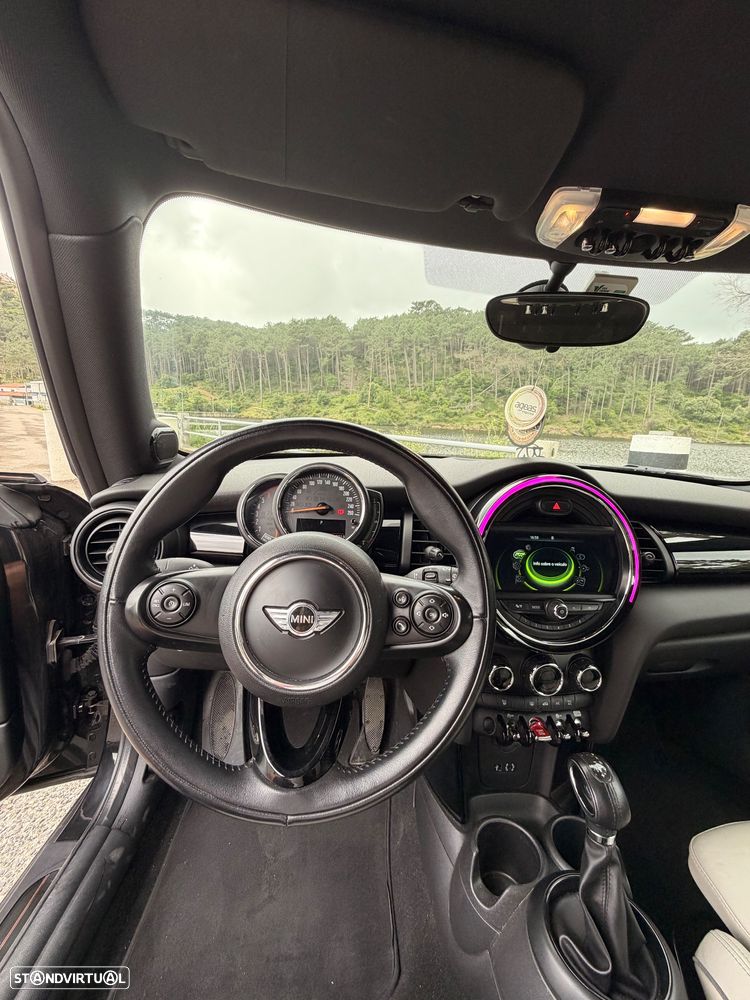 MINI 3 Portas Cooper D Auto - 18