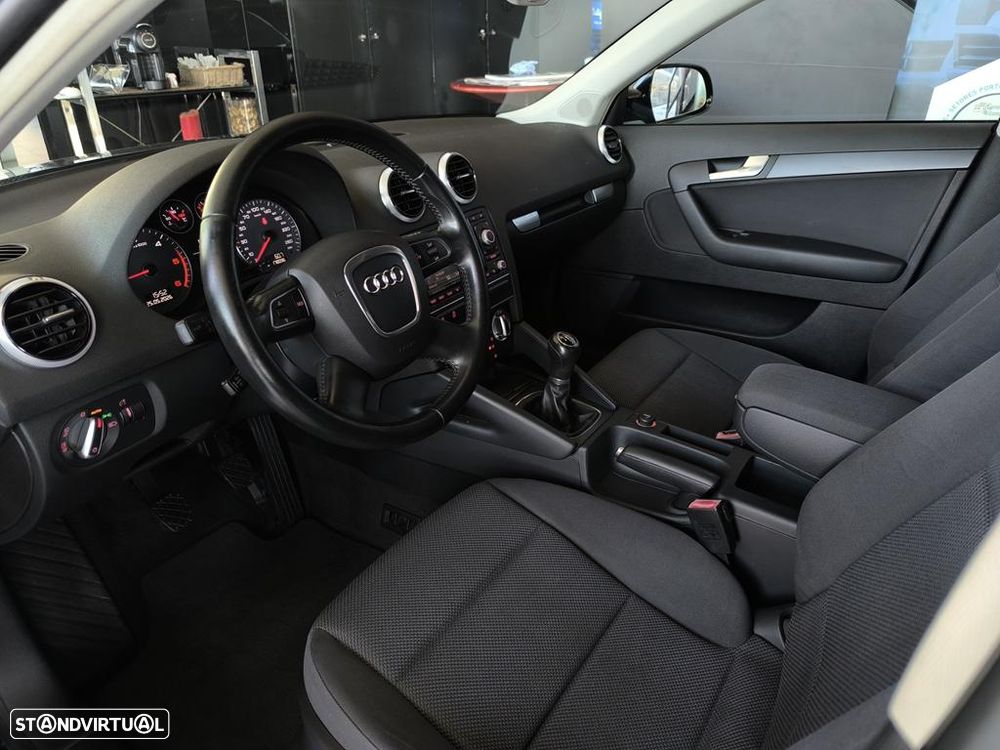 Audi A3 Sportback 1.6 TDI Sport - 6