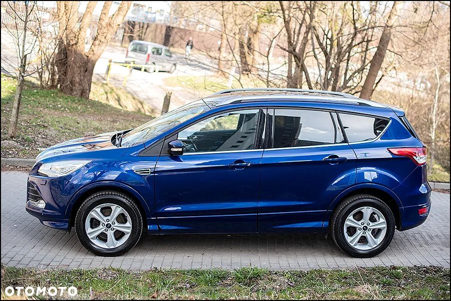 Ford Kuga - 3