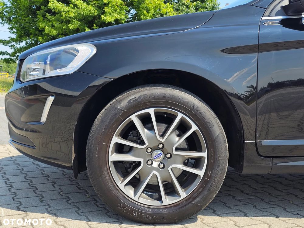 Volvo XC 60 D4 Momentum - 19