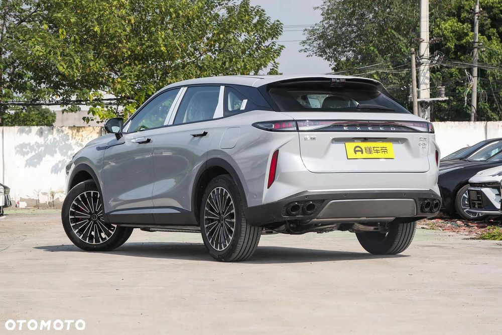 Omoda 9 1.5 Super Hybrid Exclusive AWD - 4