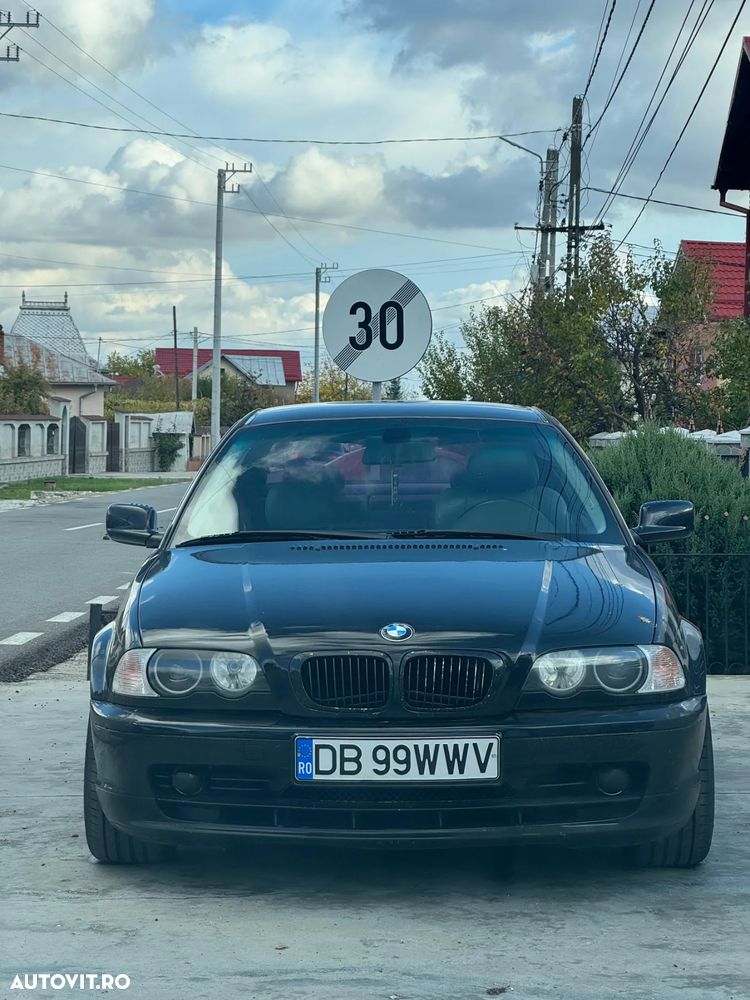 BMW Seria 3 330i - 2
