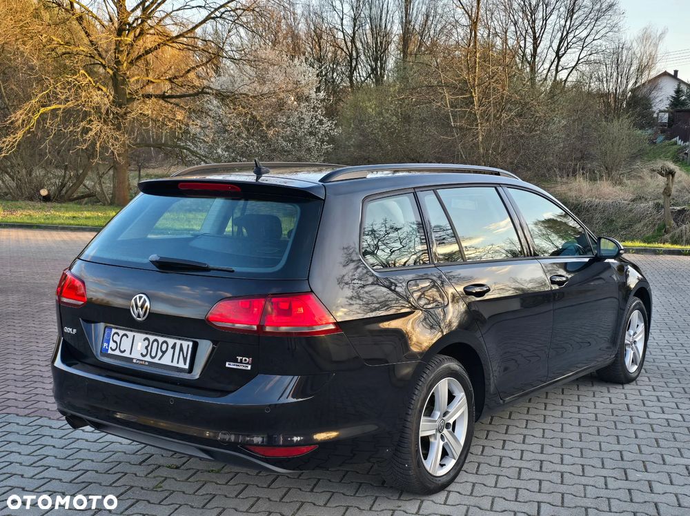 Volkswagen Golf 1.6 TDI BlueMotion Comfortline - 5