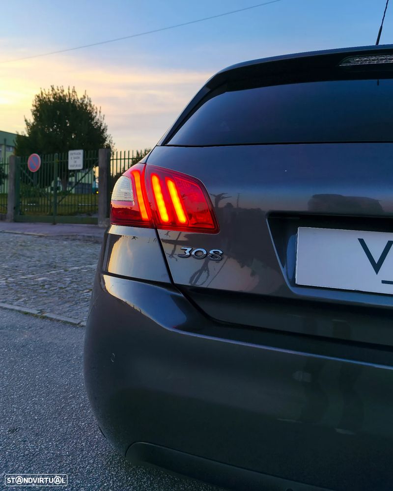 Peugeot 308 PureTech 110 Stop & Start Allure - 11