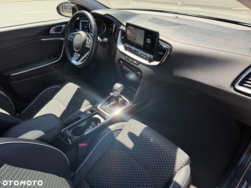 Kia XCeed 1.6 T-GDI L Business Line DCT - 10