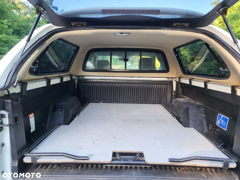 Ford Ranger - 8