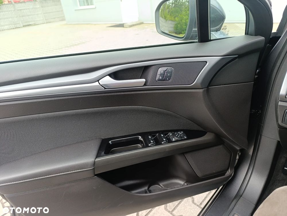 Ford Mondeo 2.0 TDCi STart-Stopp PowerShift-Aut Titanium - 20