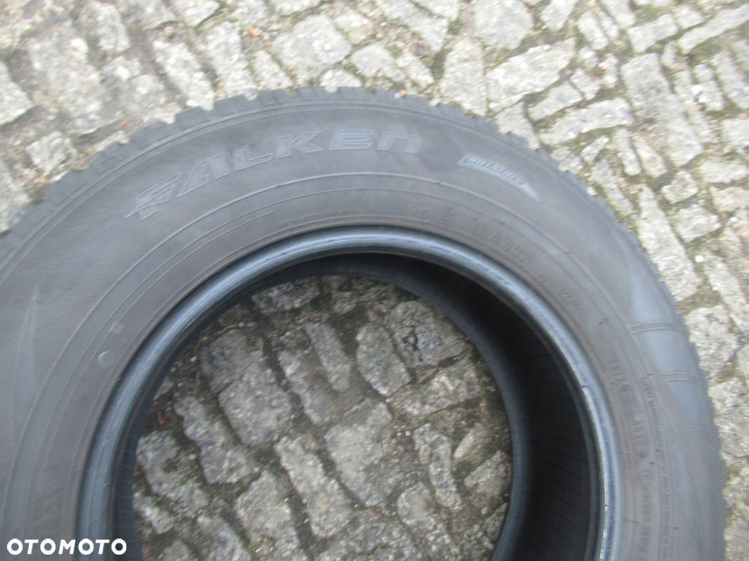 OPONY ZIMA 4szt FALKEN EUROWINTER HS 01 SUV 215/70R16 100H - 9