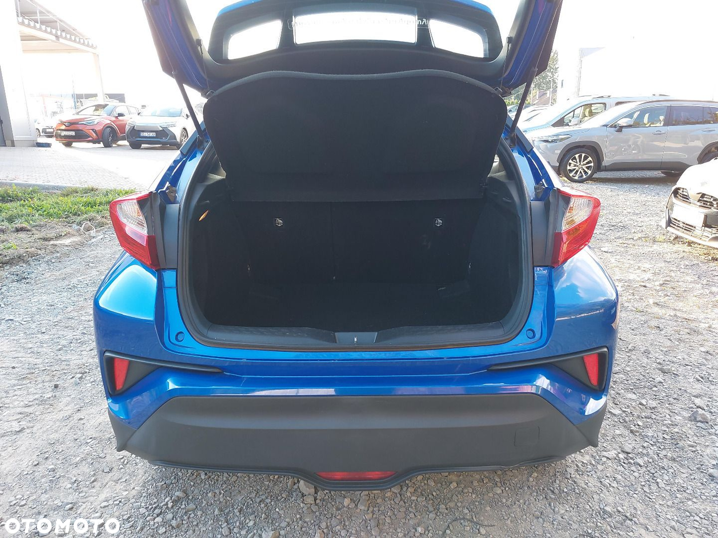 Toyota C-HR - 13