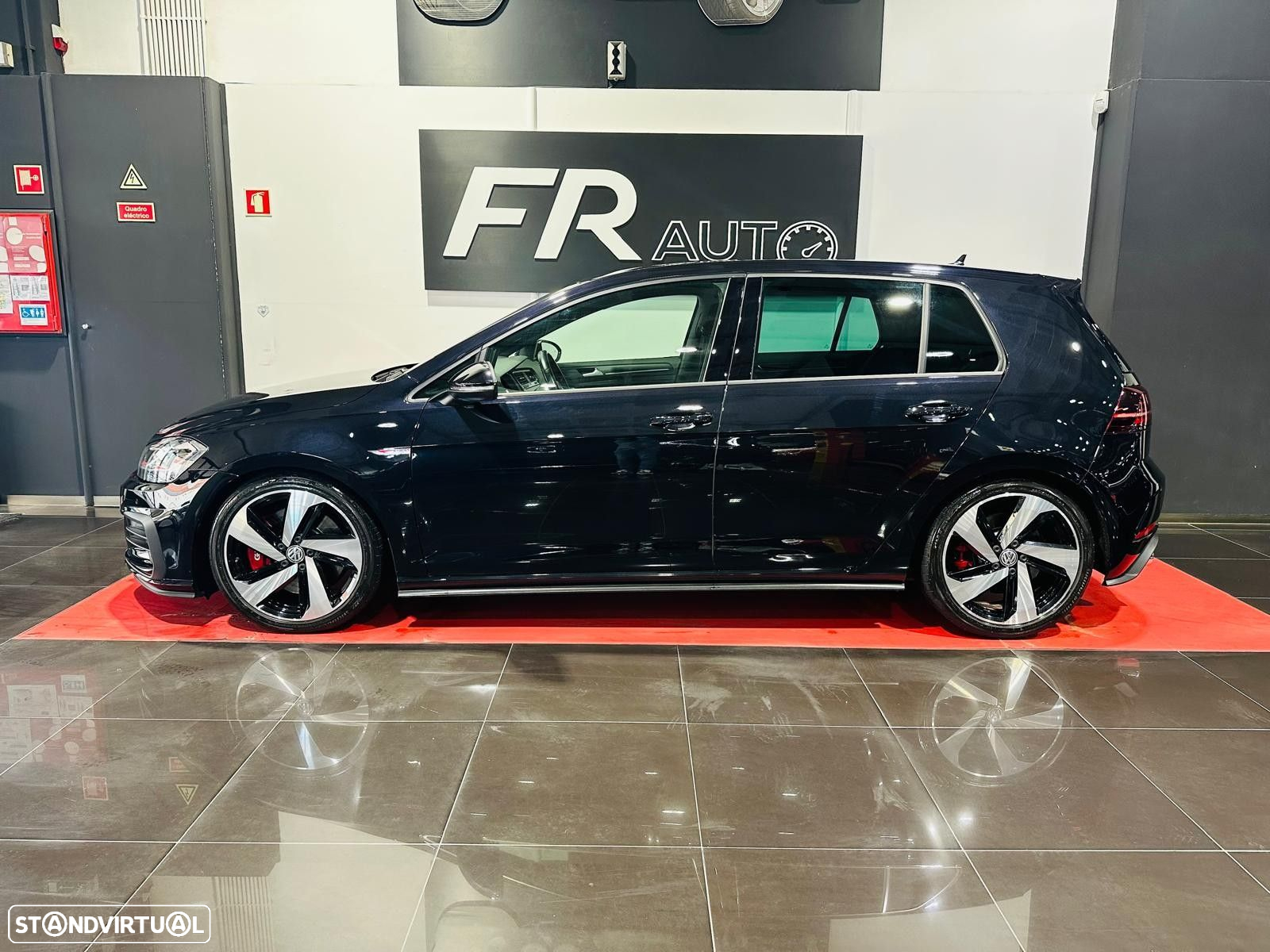 VW Golf 2.0 TSI GTI DSG - 10