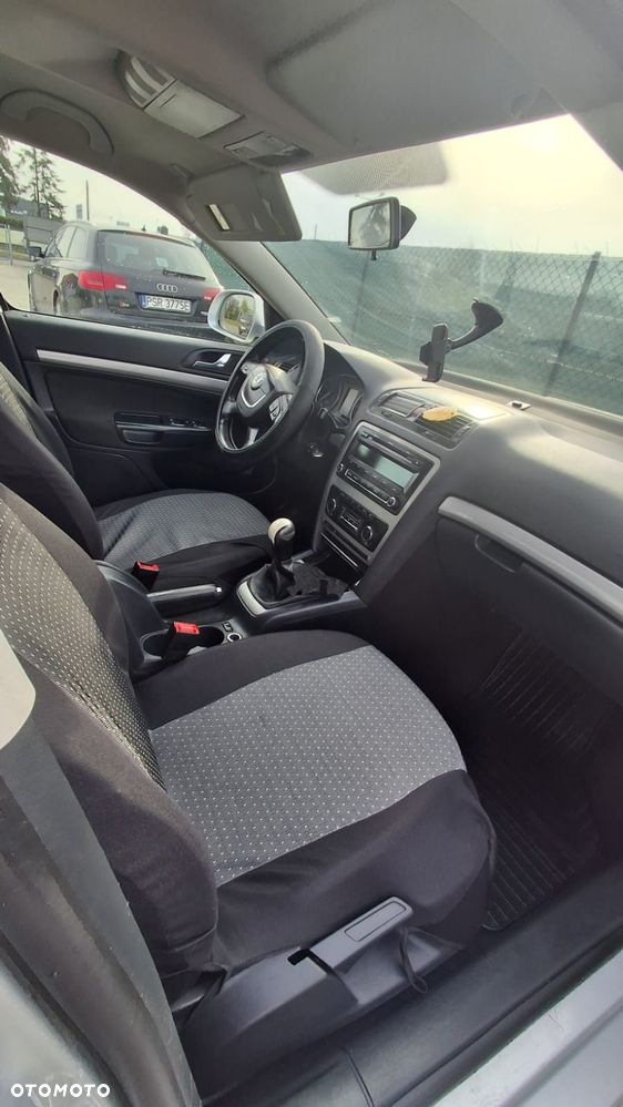 Skoda Octavia 1.8 TSI Ambiente - 8