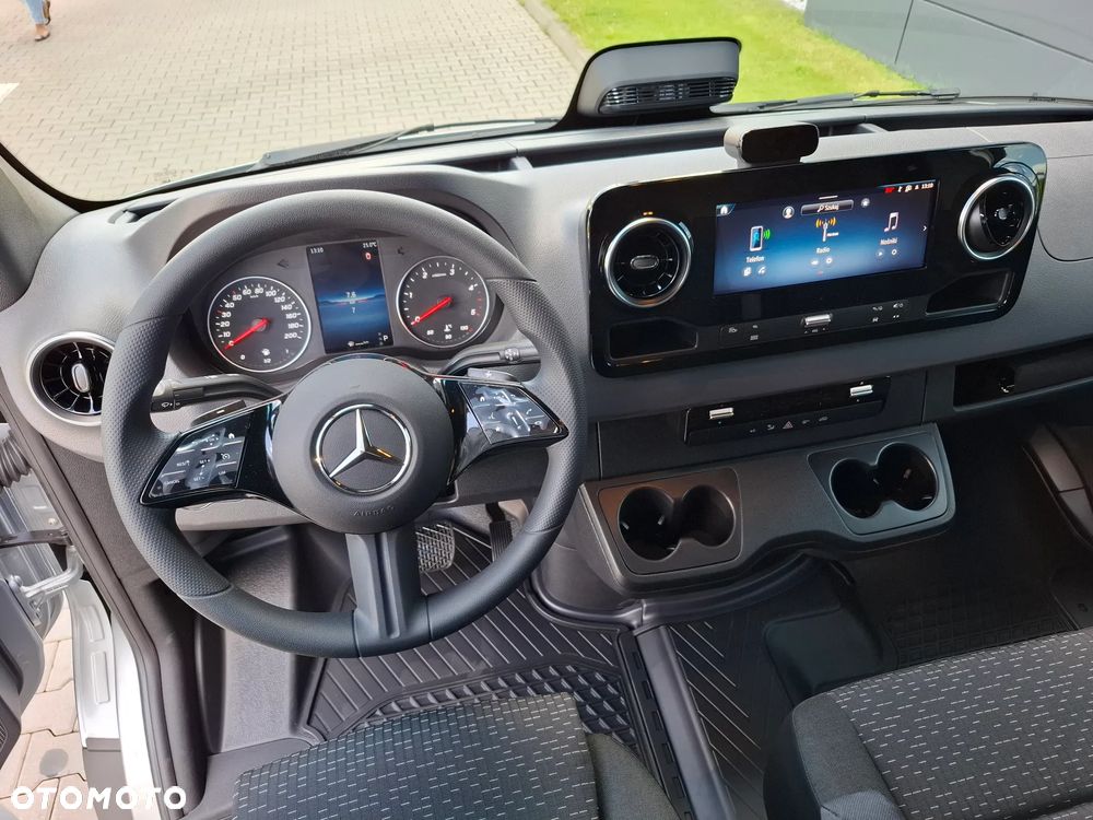 Mercedes-Benz Sprinter 317 CDI Furgon PRO długi 4325 mm L3H2 - 22