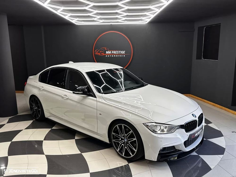 BMW 320 d Pack M - 4