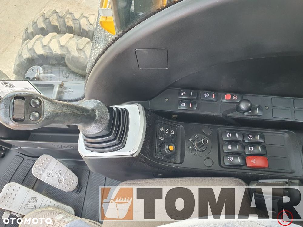 JCB JS 145 W - 26