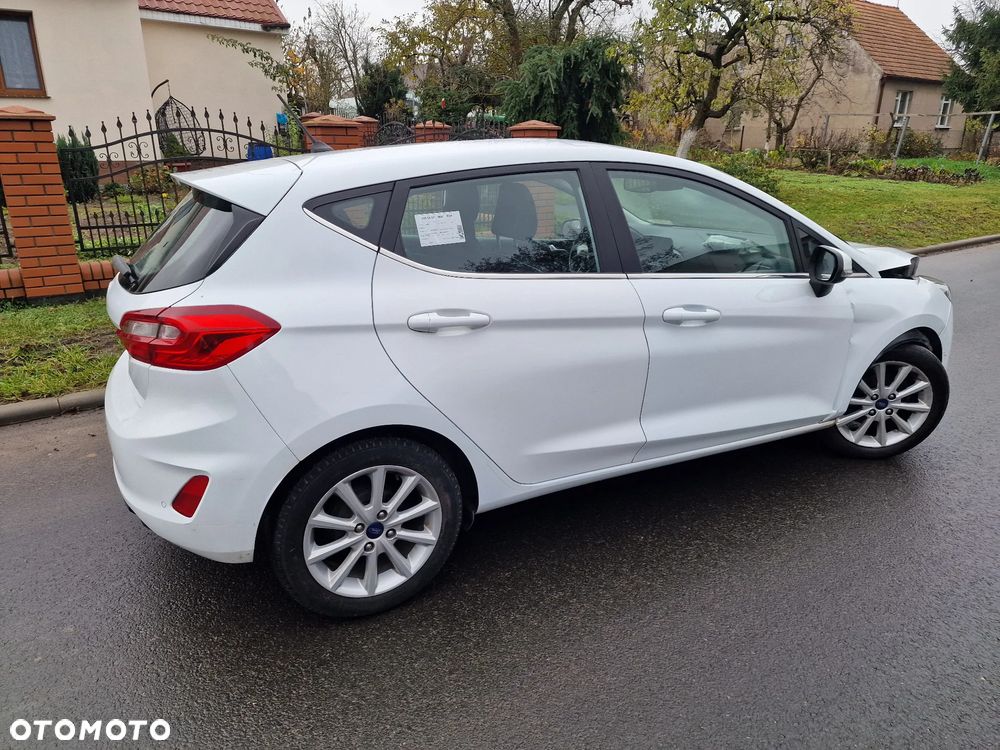 Ford Fiesta 1.5 TDCi ACTIVE PLUS - 14