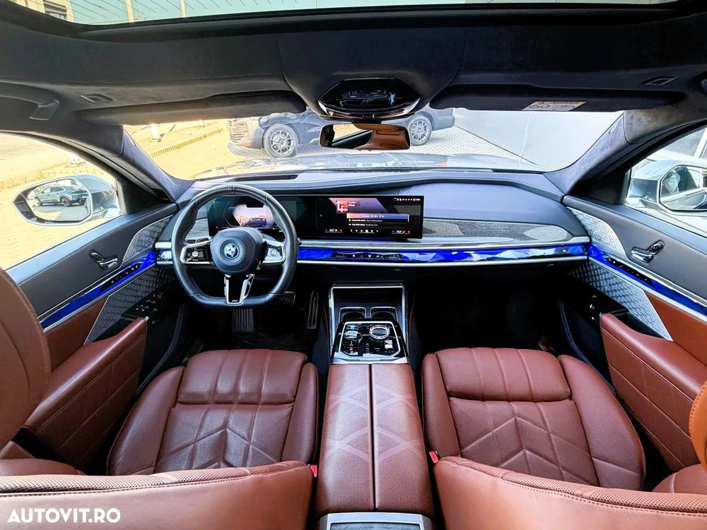 BMW i7 - 40