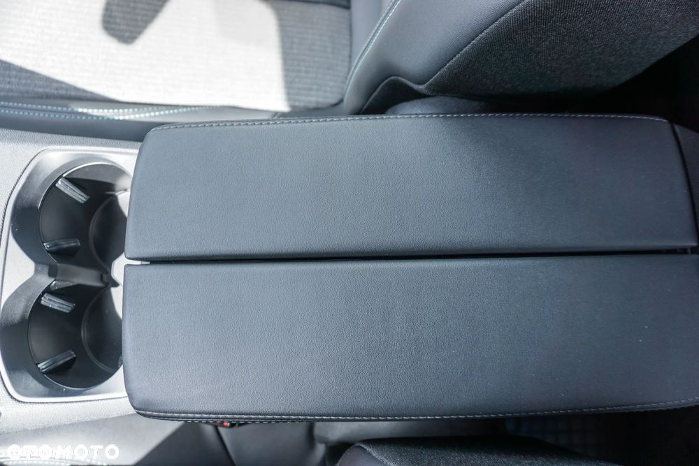 Peugeot 3008 1.2 PureTech Allure Pack S&S EAT8 - 25