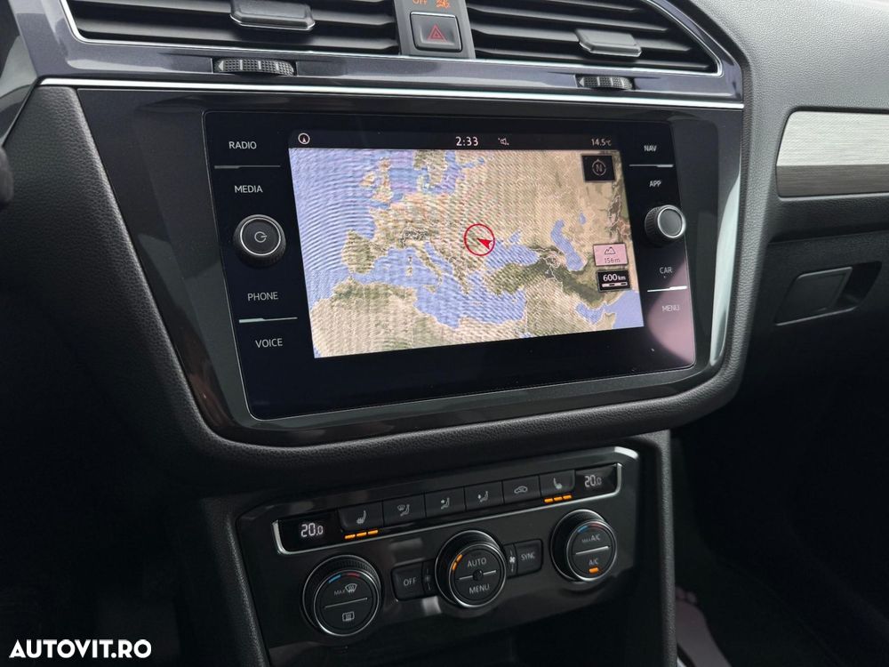 Volkswagen Tiguan - 13