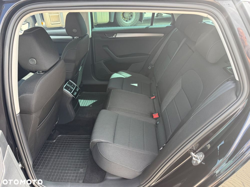 Skoda Superb 2.0 TDI 4x4 DSG Premium Edition - 19