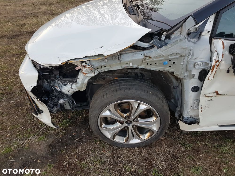 Toyota Corolla 2.0 GR Sport - 21