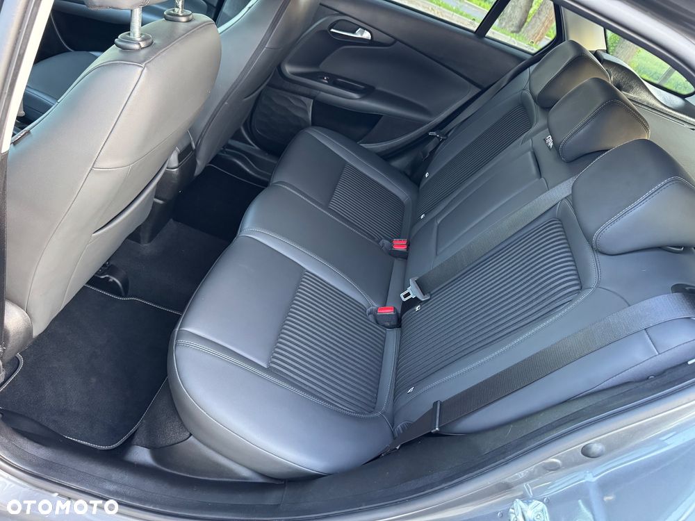 Fiat Tipo 1.6 MultiJet DCT Lounge - 25