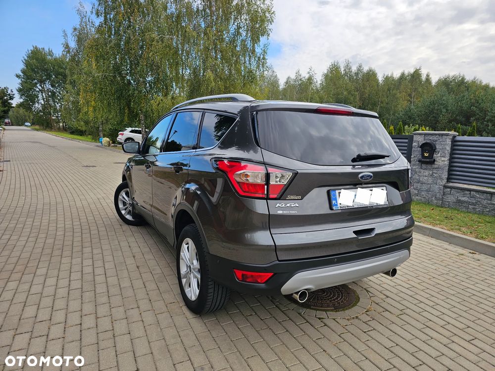 Ford Kuga 2.0 TDCi FWD Titanium Plus - 4