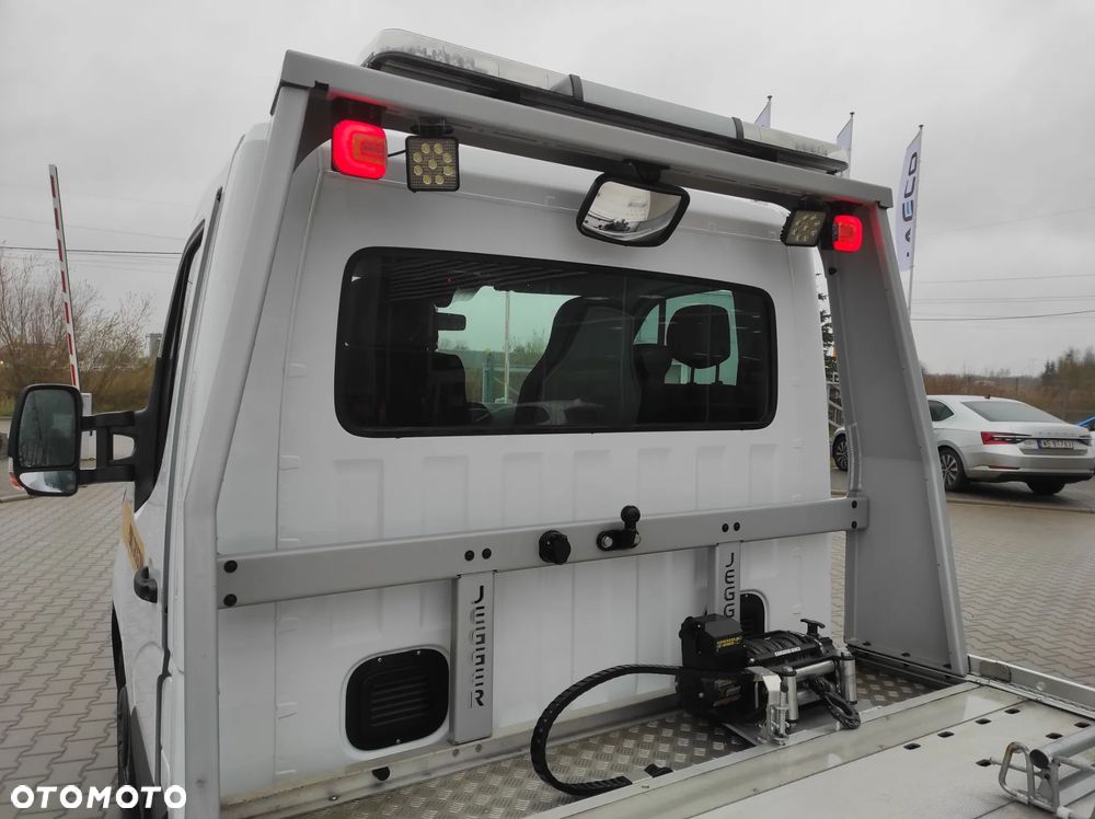 Renault Master LAWETA - 9