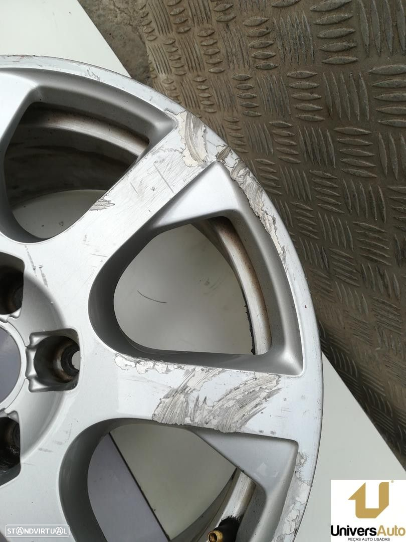 JANTE AUDI Q5 2011 -E 8 J X 17 H2 ET 39 - 3