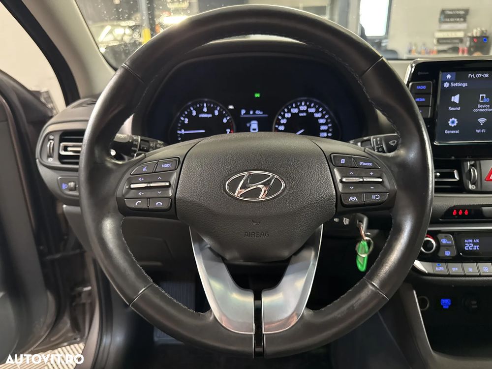 Hyundai i30 - 17