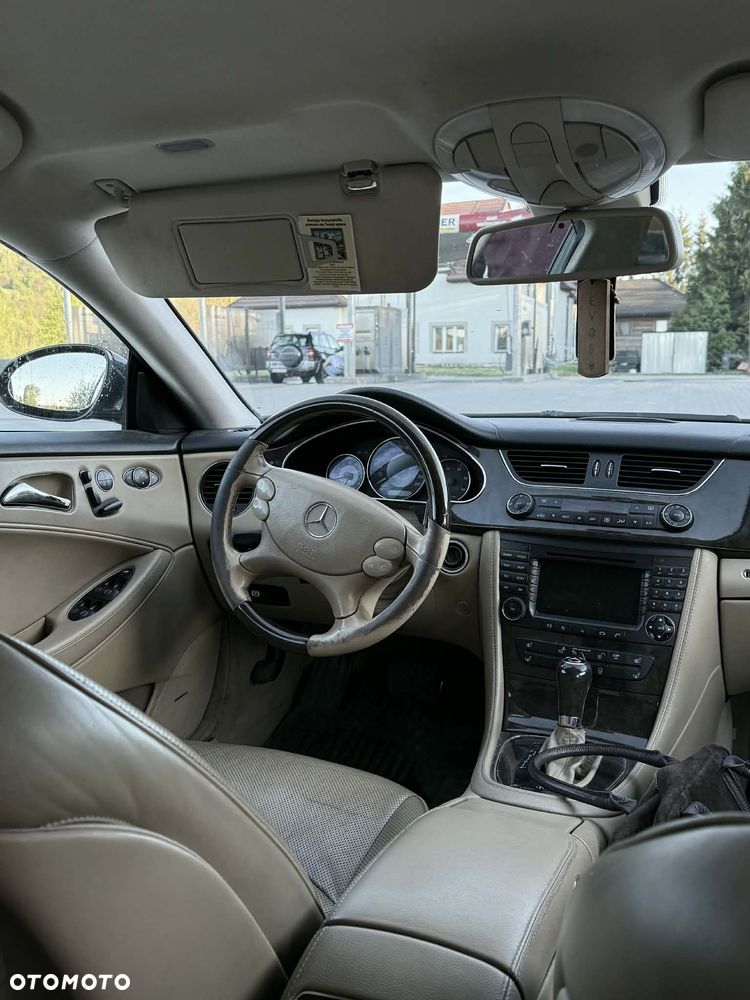 Mercedes-Benz CLS - 8