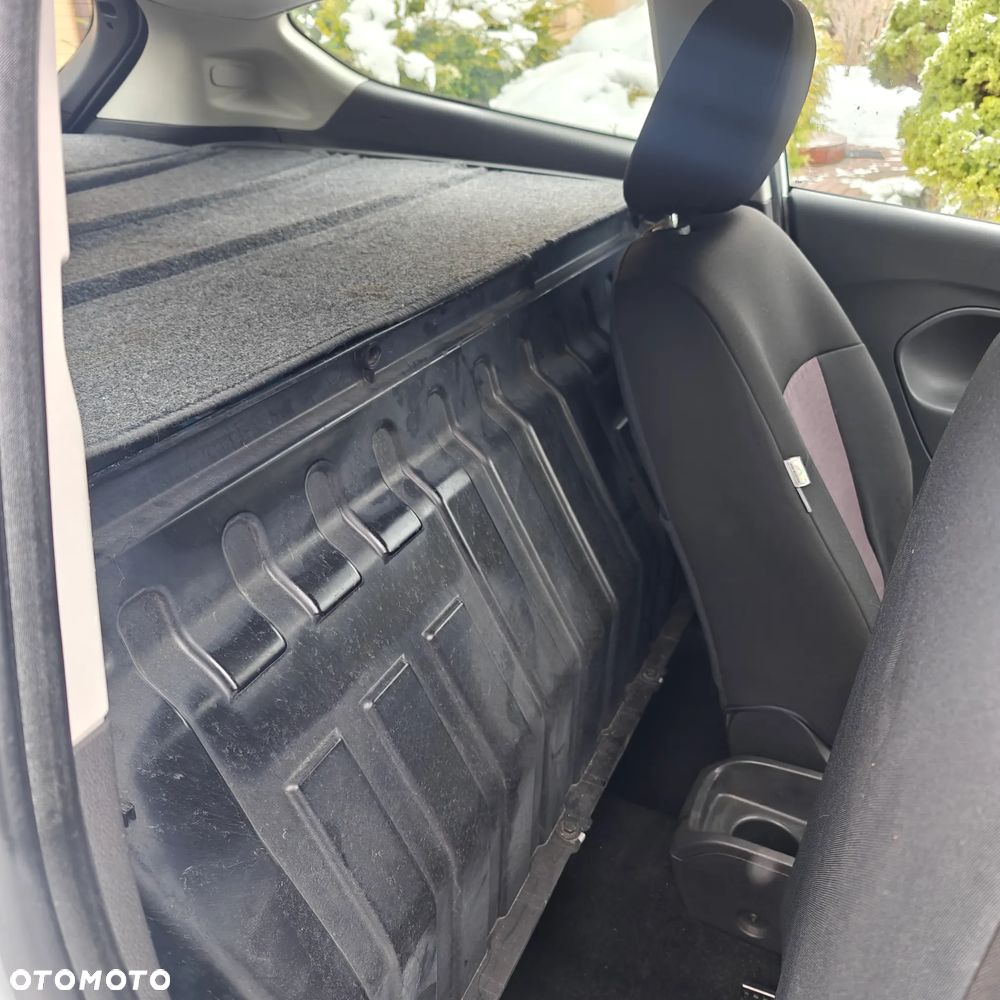 Ford Fiesta 1.5 TDCi SYNC Edition - 12