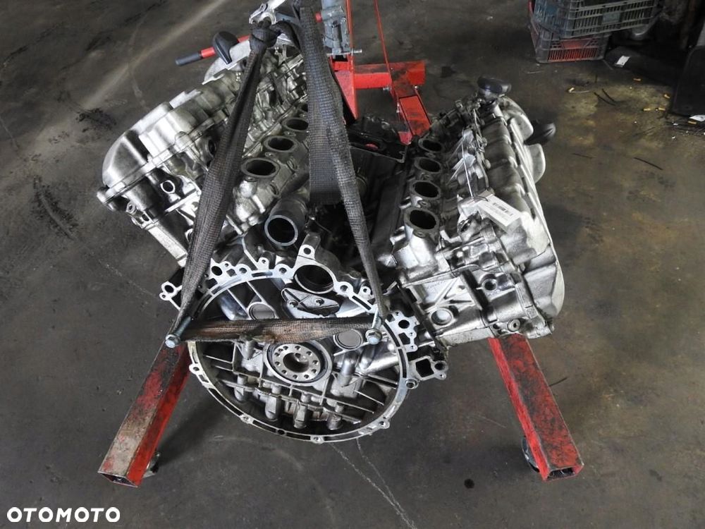 SILNIK PORSCHE CAYENNE I 4.5 V8 TURBO M48/50 - 1
