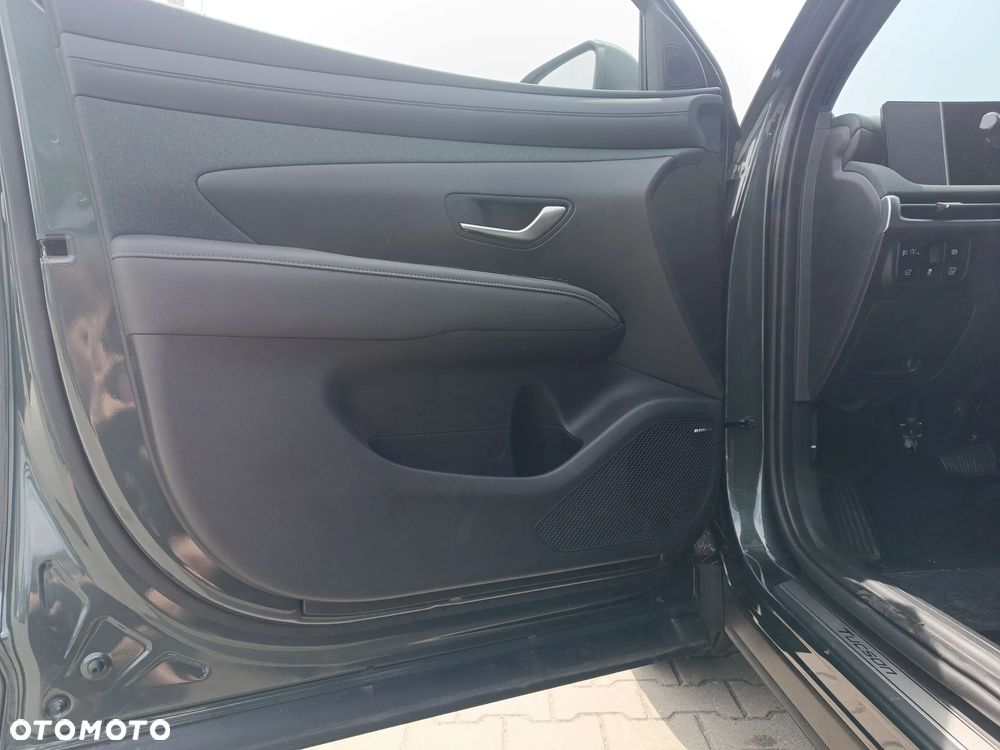 Hyundai Tucson 1.6 T-GDi HEV Executive 2WD - 11