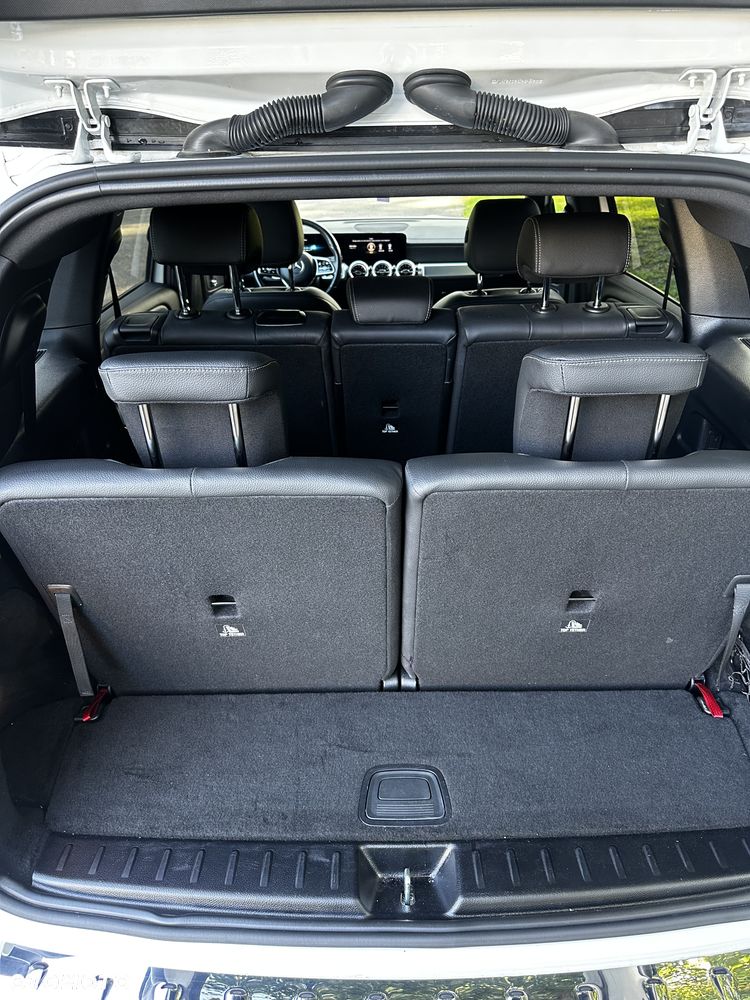Mercedes-Benz GLB 250 4Matic 8G-DCT AMG Line - 33