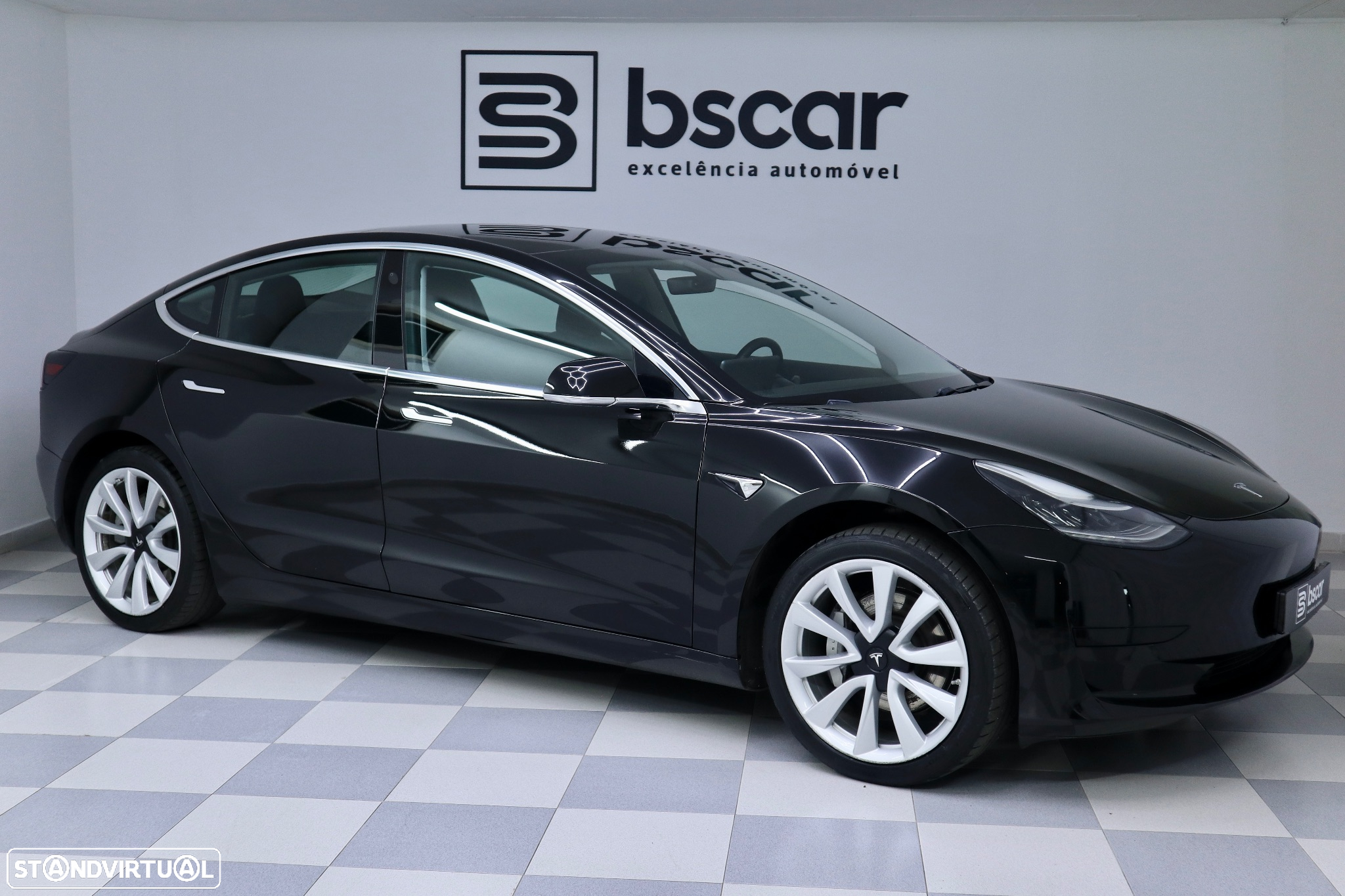 Tesla Model 3 Standard RWD Plus - 14