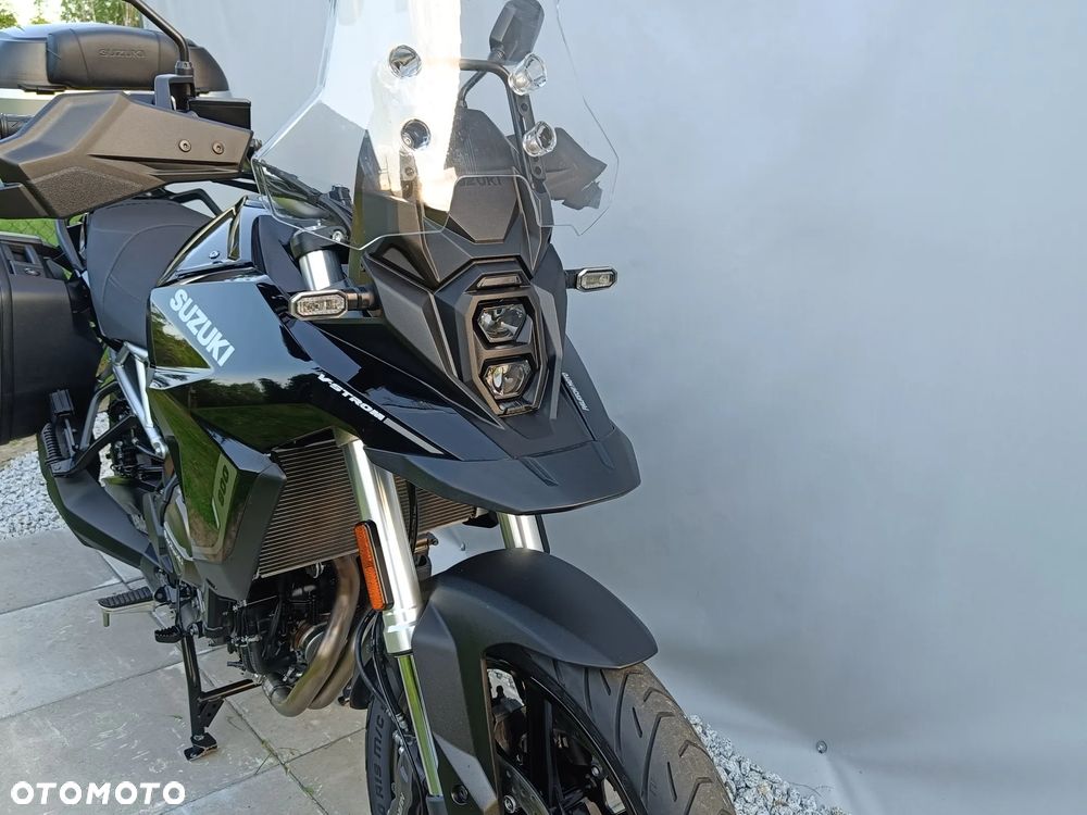 Suzuki DL - 8