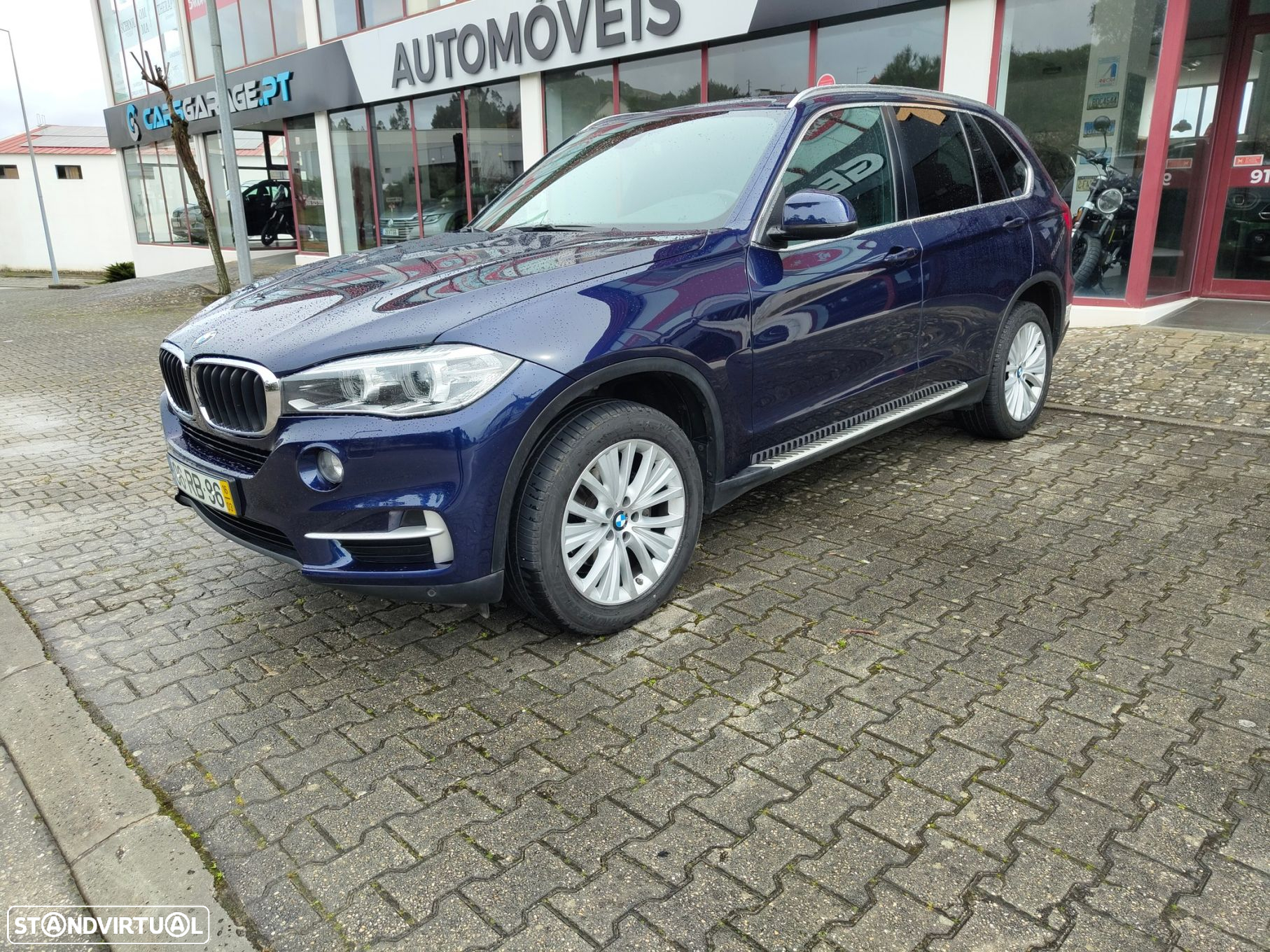 BMW X5 25 d sDrive Comfort 7L - 3